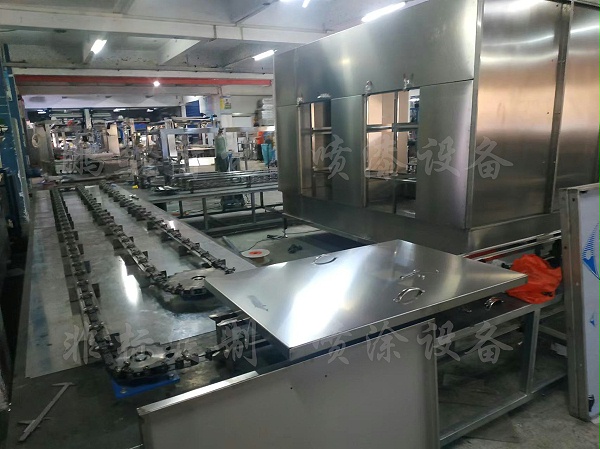 军盔喷聚脲六轴喷漆设备