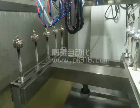 南瓜玻璃工艺品六轴喷漆设备