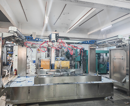 玻璃渐变色6轴喷漆设备