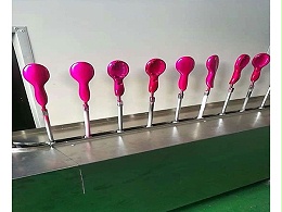 细说人工喷油与全自动喷油自动线喷涂的不同！