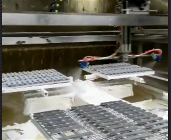 金属表面喷涂设备