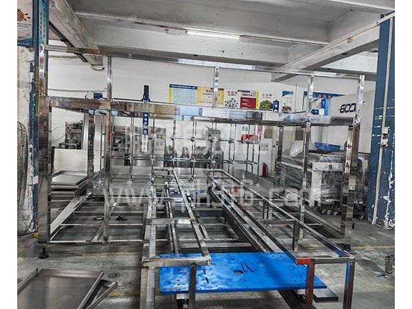 锅具喷柜一体设备