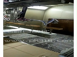 木盒6轴喷漆设备