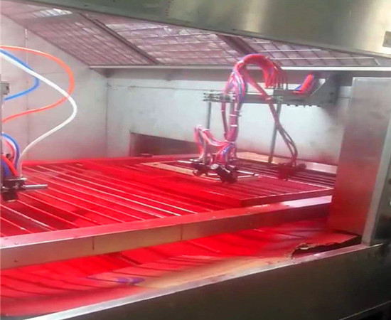 热水器自动喷漆机