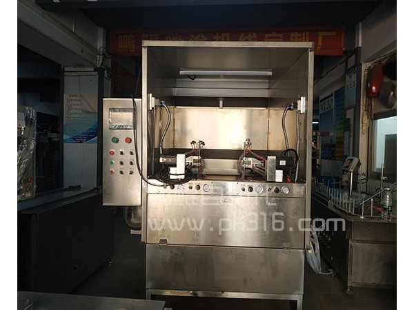 标牌往复喷柜一体喷釉机