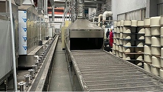 锅具涂层散点釉追踪喷烤流水线