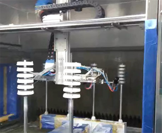 汽车配件自动喷漆设备.