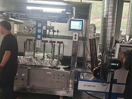 脚轮自动喷漆设备