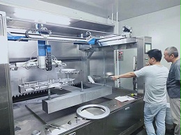 塑胶外壳6轴喷漆设备