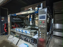 异形玻璃工艺品八轴喷漆设备