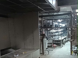 东莞搪瓷铸铁珐琅锅4枪六轴喷釉设备