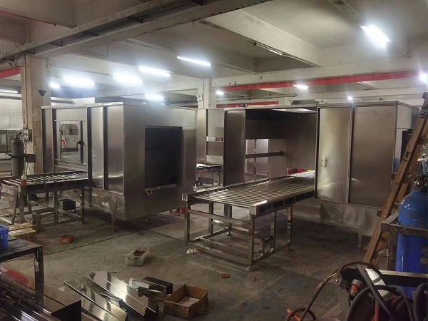 食品级产品往复喷漆流水线