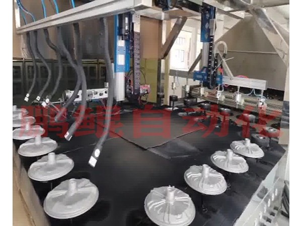 轮毅自动喷漆设备