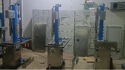 化妆瓶小型内壁双轴打样喷漆机