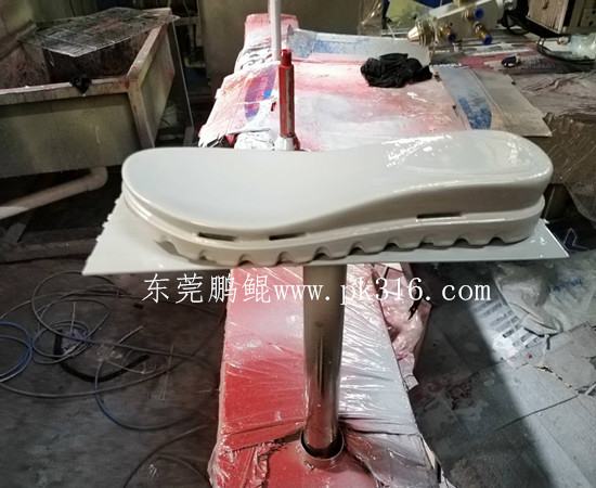 3D打印鞋自动喷漆设备
