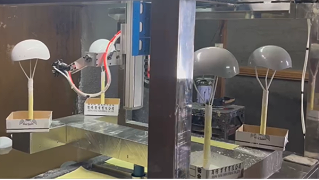 头盔塑胶类型2枪6轴喷漆设备(出口定制款)