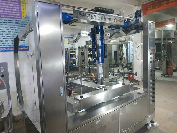 3枪8轴仿喷工机器人