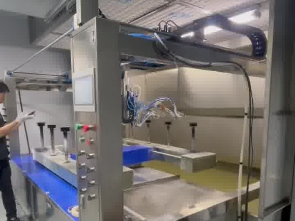 鹏鲲 3枪8 轴机器人 