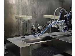 4枪8轴喷涂设备