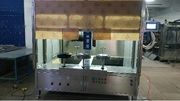 轮毂6轴3工位喷柜一体喷漆机