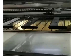 电子琴塑胶壳7轴自动喷漆往复机线