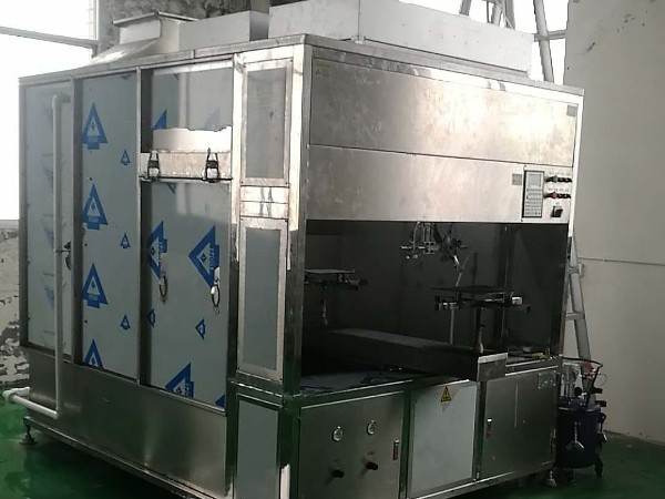 塑胶配件双盘往复喷柜一体设备