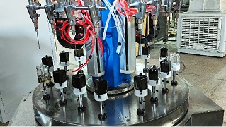 8mm口径玻璃瓶香水瓶内壁小型转盘式喷涂设备