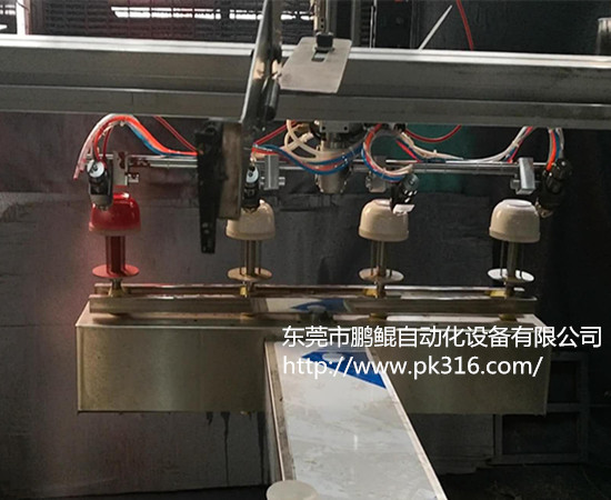 瓷器陶瓷釉喷涂设备.