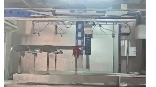 不锈钢锅喷搪瓷釉设备