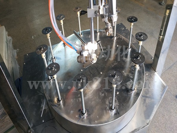 木制品小型转盘喷漆设备