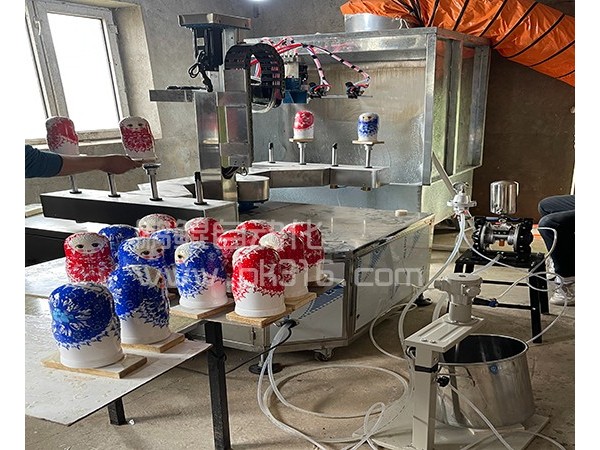 玛特罗什卡自动喷涂设备