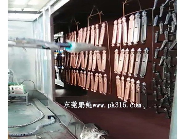 五金件自动<i style='color:red'>静电喷漆设备</i>的安全使用规则？