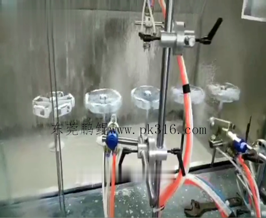 潮玩玩具喷漆流水线