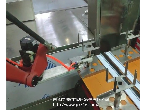智能化机械手自动抓取上下料喷涂线解决方案