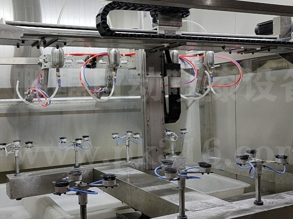 自动化喷涂设备