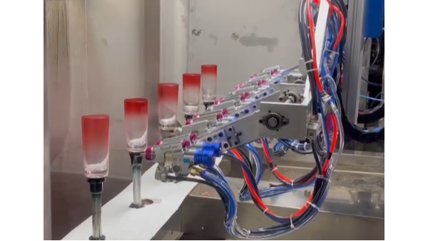 玻璃杯渐变色6轴喷漆设备