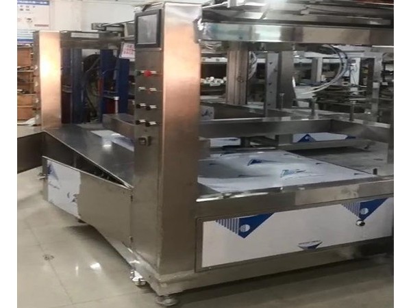 塑胶喷涂设备厂家教您防止涂料变色的方法!