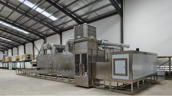 锅具特氟龙喷烤流水线