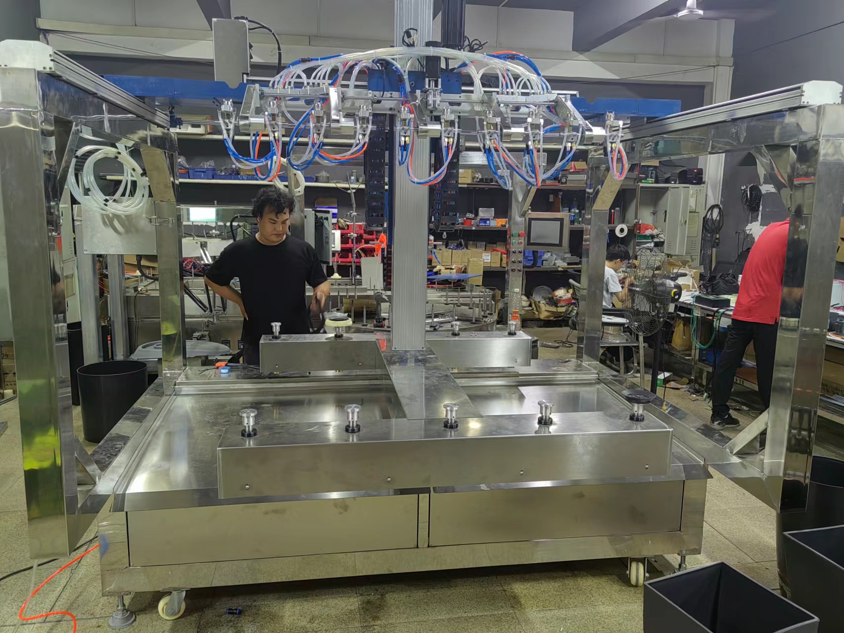 花盆专用10枪6轴喷漆设备