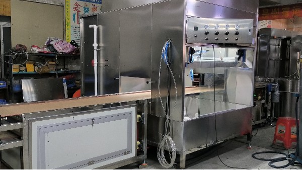 燃气盖自动喷釉流水线