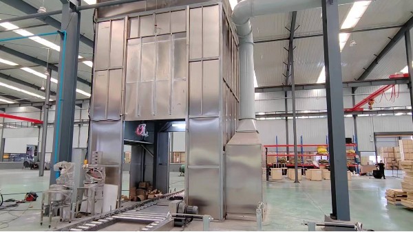 大型坩埚内外壁喷釉流水线