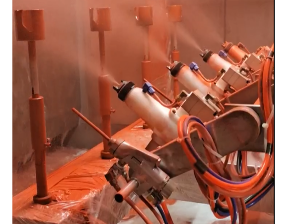 开孔器<i style='color:red'>六轴联动喷漆设备</i>解决方案