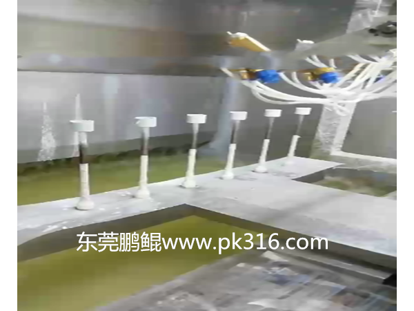 扩孔器自动喷漆设备