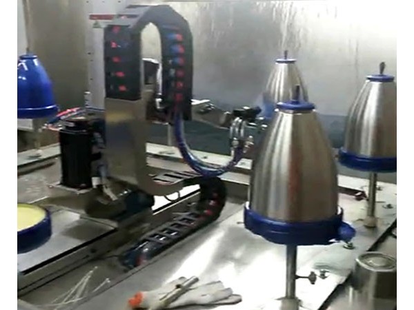 如何使用自动喷涂流水线时需要注意哪些方面