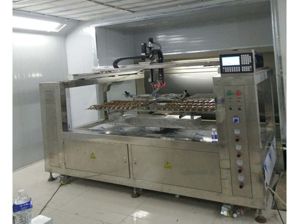 自动喷漆设备改变传统行业 增加产量提高工作效率