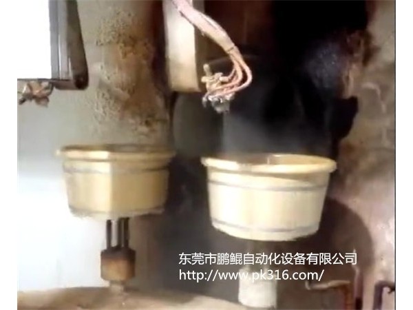 圆桶<i style='color:red'>内壁喷漆设备</i>的喷涂方法是怎样的