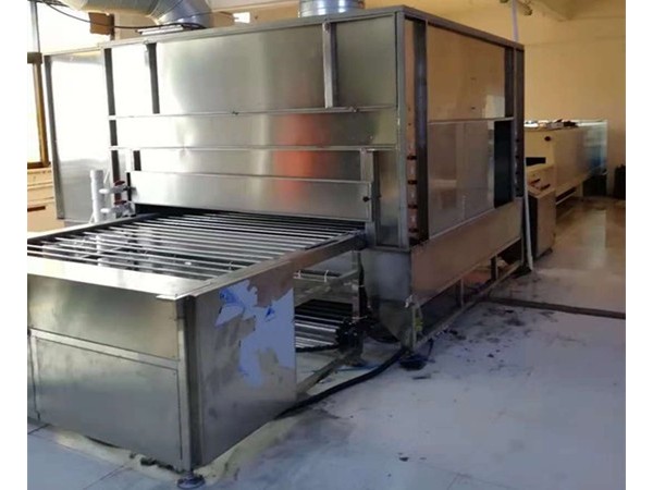 鹏鲲自动喷漆设备质量保证和技术服务