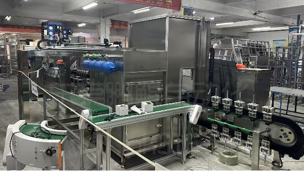 汽车五金配件喷粉自动抓取烘烤流水线 汽车五金配件喷粉自动抓取烘烤流水线