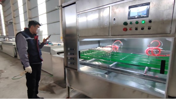 PVC地板胶在线往复流水线