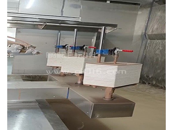 书本侧边顶压六轴喷漆设备